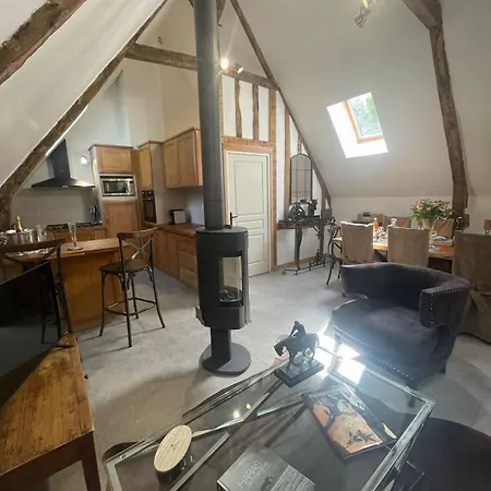 Le Pressoir D'elise Domaine De Valmeray Airan