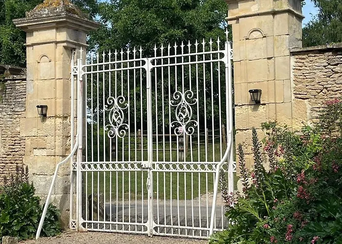 Le Pressoir D'elise Domaine De Valmeray Airan